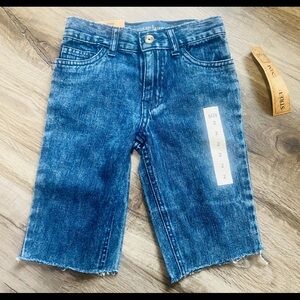 Vintage Express Boys Blue Acid Medium Wash Denim Shorts Size 2 NWT.